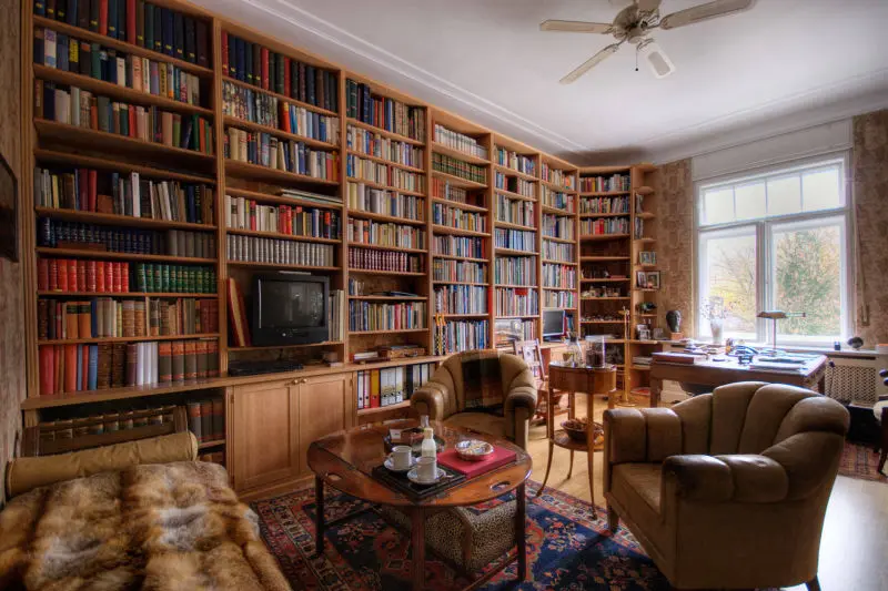 Einbauregal Bibliothek