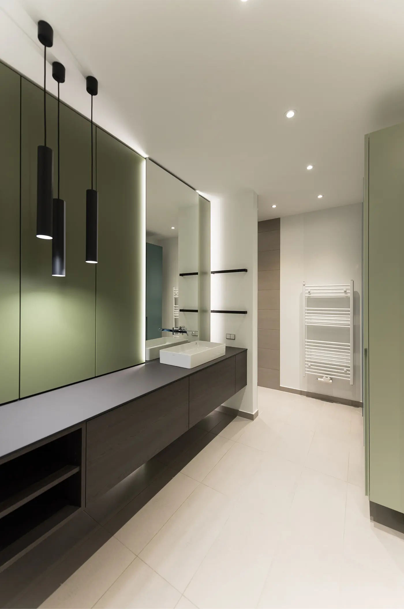 Modernes Badezimmer 