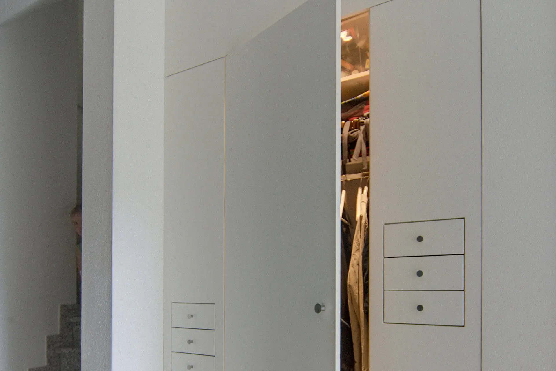 Einbauschrank mit Beleuchtung