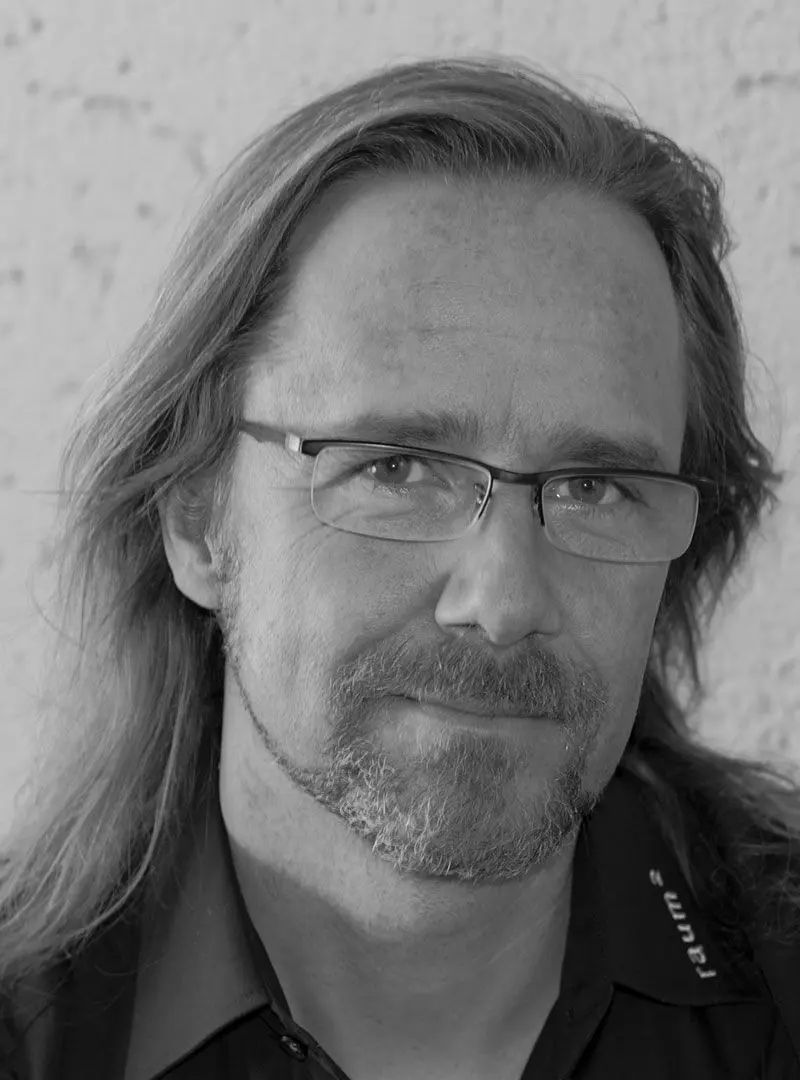 Jörg Lambrecht Schreiner und Gestalter im Handwerk, Innenraumgestaltung München